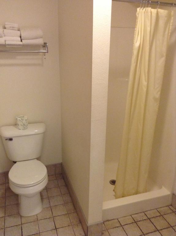 Coeur D' Alene Budget Saver Motel Коур-Д'Ален Номер фото